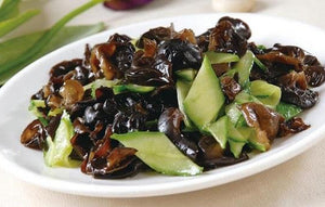 黄瓜炒木耳 fried fungus with cucumber