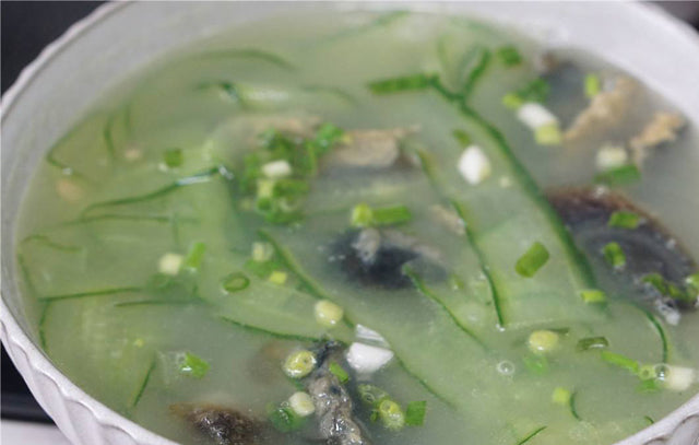 黄瓜皮蛋汤 Cucumber preserved egg soup